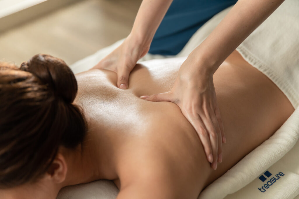 Bangkok stress relief massage therapeutic tension release 70 minutes professional therapy Treasure Spa