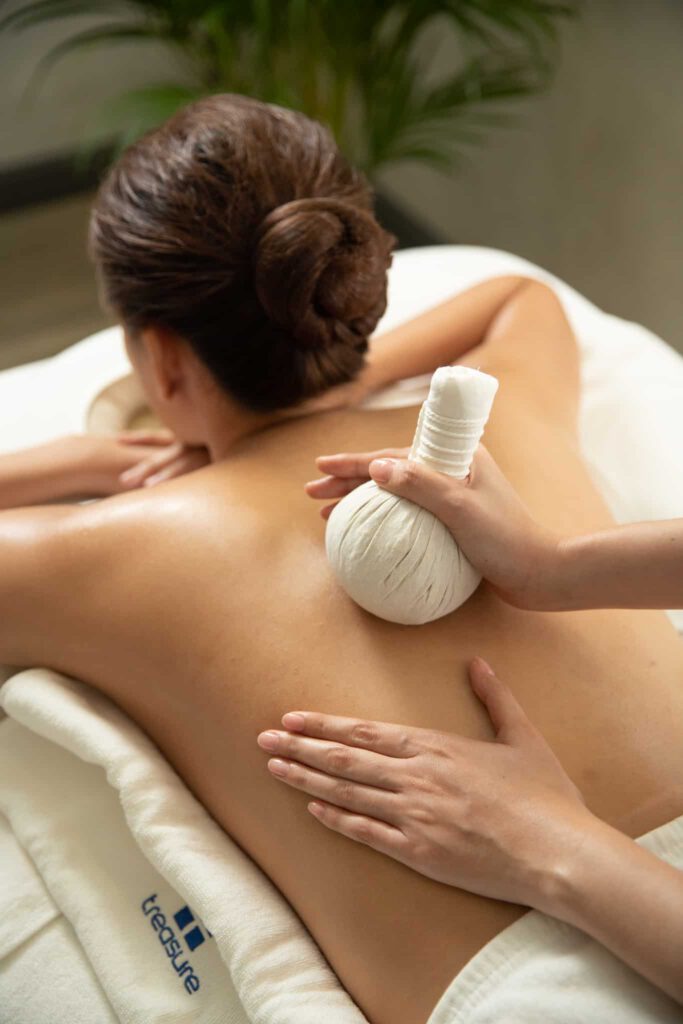 Fresh Orient Bangkok 140 minute oriental spa package Asian inspired wellness Treasure Spa treatment