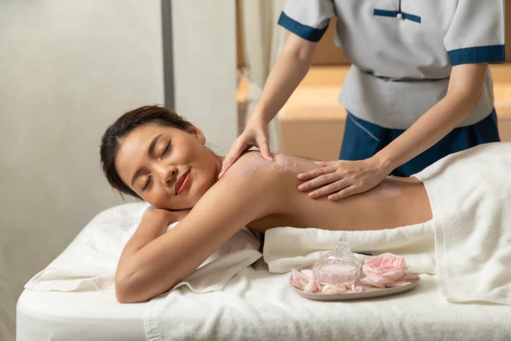 Rose body scrub Bangkok luxury exfoliation treatment aromatic rose therapy 60 minutes Treasure Spa