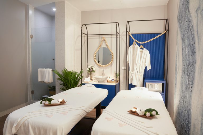 Treasure Spa and massage couple room in Siam SQ1, Bangkok Spa 2025, Thailand