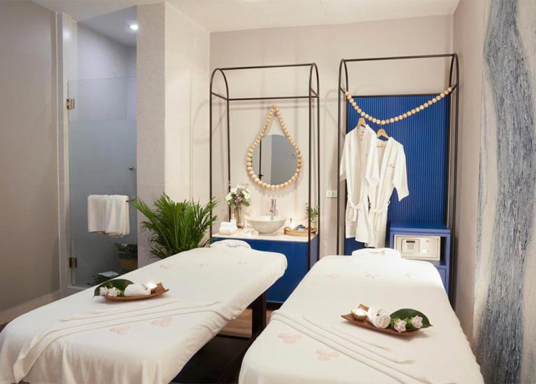 Treasure Spa Treatment Room For Couples With 2 Massage Tables Bangkok Spa Siam SQ1